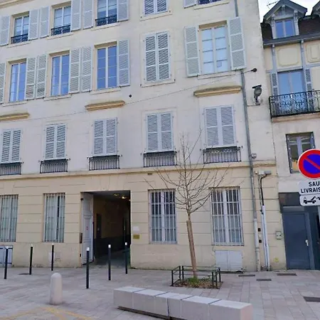 Le Loft Du Parvis : Spacieux, Central&élégant. *